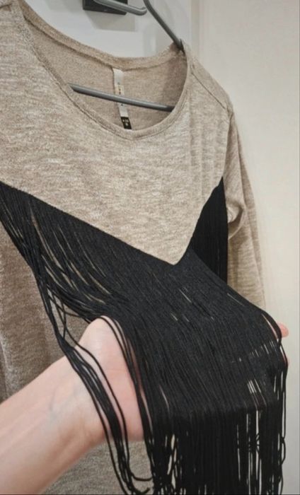 Reserved r M Bluzeczka nowa z frędzlami boho sweter bluzka damska