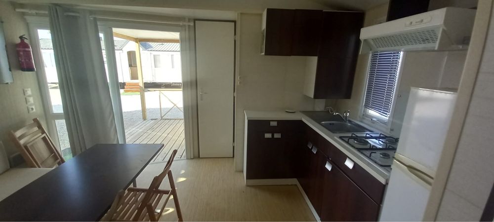 Arrenda-se T2 movel em terreno agricola com vista mar