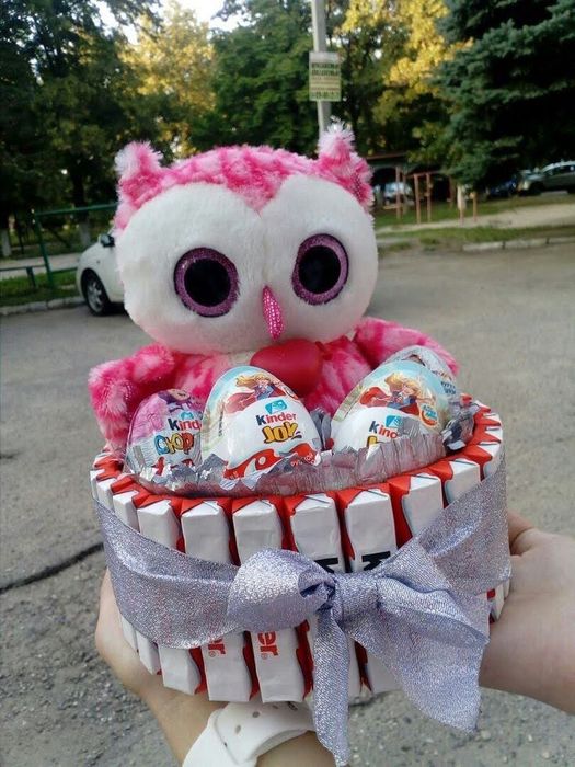 Бокси та букети на замовлення, подарунки на 14 лютого, 8 березня