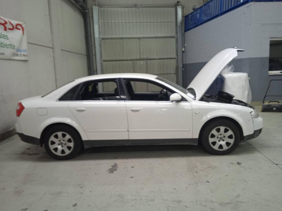 Painel Frontal Audi A4 Berlina 8E
