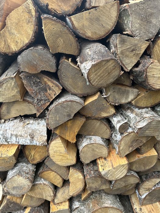 Продаються дрова