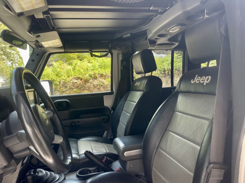 Jeep Wrangler Unlimited — fotografia 4
