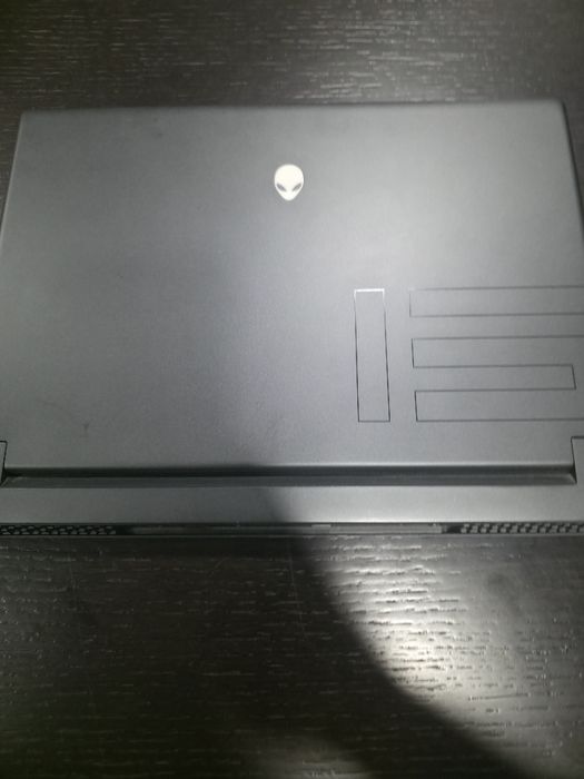 Portátil Alienware m15 R6