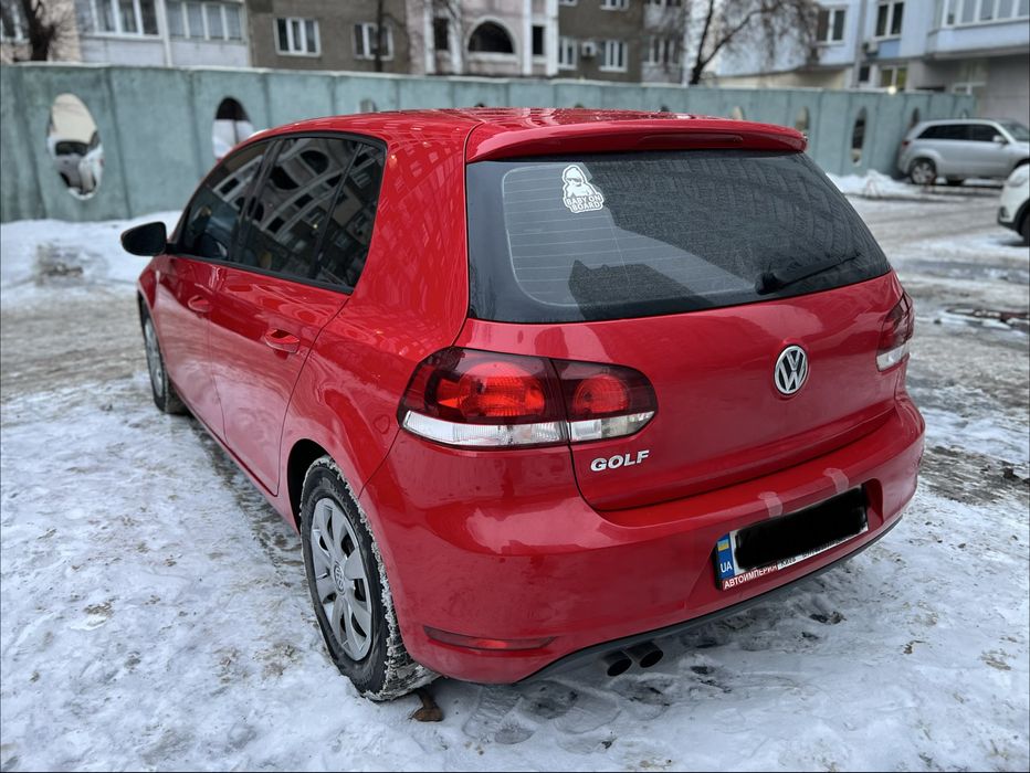 Продам Volkswagen Golf 2012