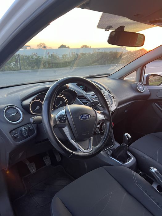 FORD FIESTA 2015 só | 150 mil km