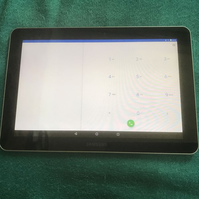 Звонящий планшет Samsung Galaxy Tab. 10 дюймов, 16GB. Aндроид 7.1