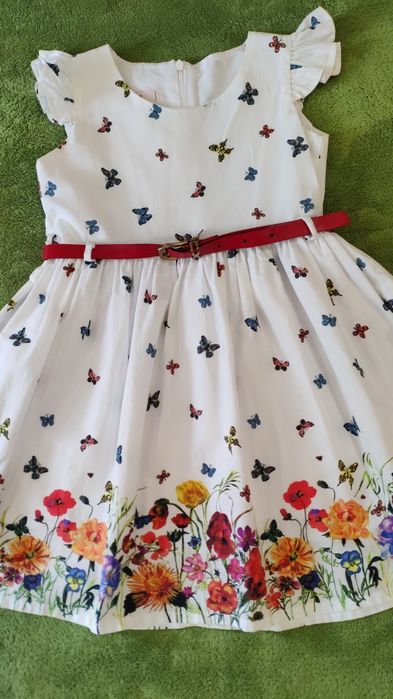 Продам платье на девочку