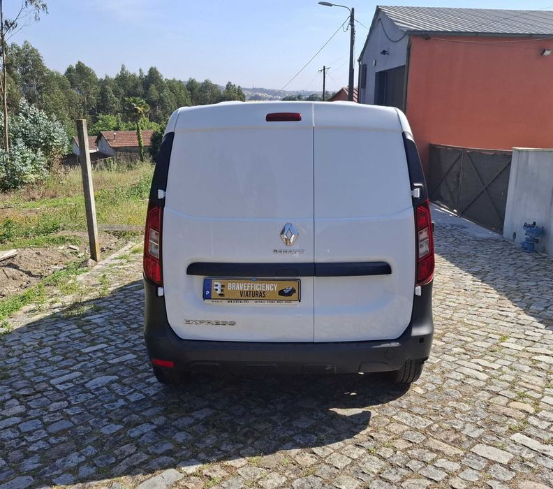 RENAULT EXPRESS 1.5 BLUE DCI ADVANCE NACIONAL DE 2022 (COM IVA DEDUTIVEL INCLUIDO)
