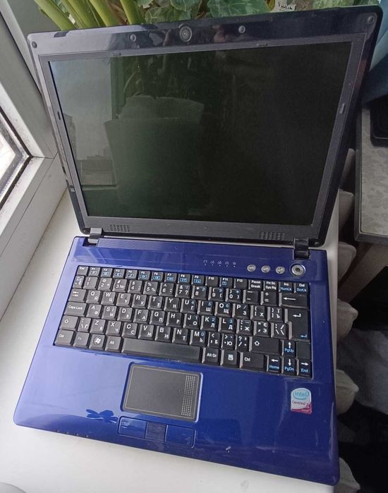 Ноутбук 12.1" Impression 128 Fashion (Clevo M720T)