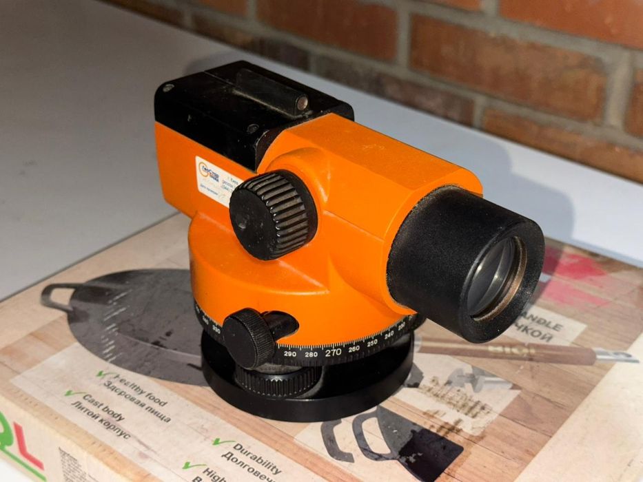 Нивелир оптический Geo Fennel