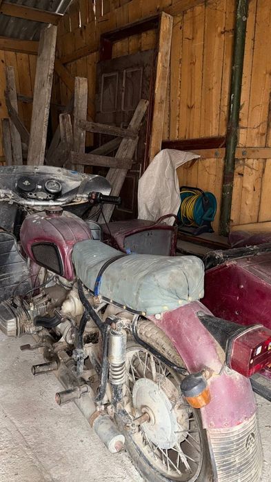 Мотоцикл  дніпро 11