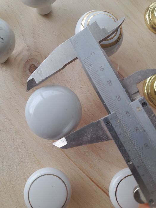 Ceramic Knobs446796835775457281