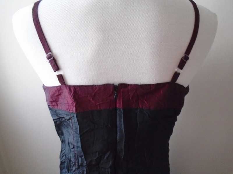 Vestido saia dupla/sobreposta, tecido enrugado