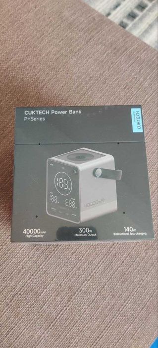 павербанк CUKTECH 40000 mAh 300W (2*USB,2*USC-C,бездротова зарядка)