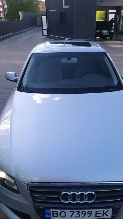 Audi A4 quattro продам