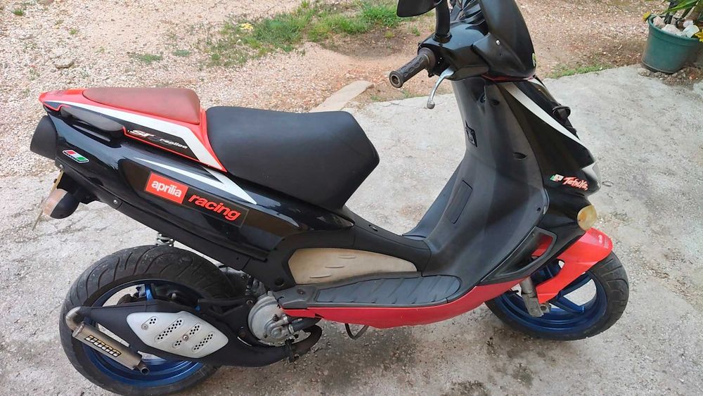 Aprilia SR 50 Tetsuya Harara