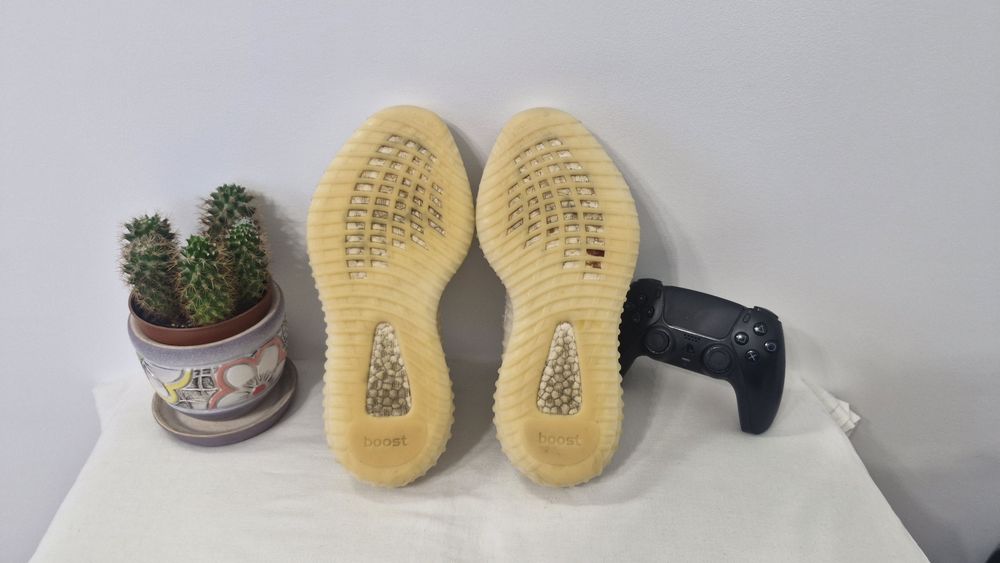 Adidas Yezzy Boost 350 V2.Оригінал.Розмір 40