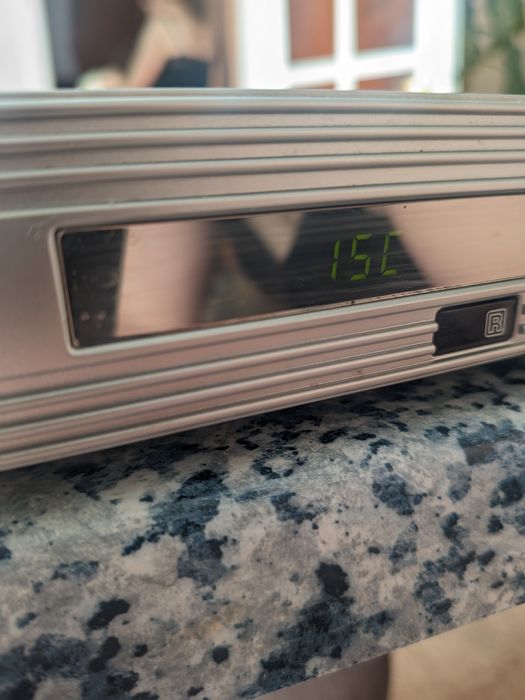 DVD програвач Mustek V56SM-2E