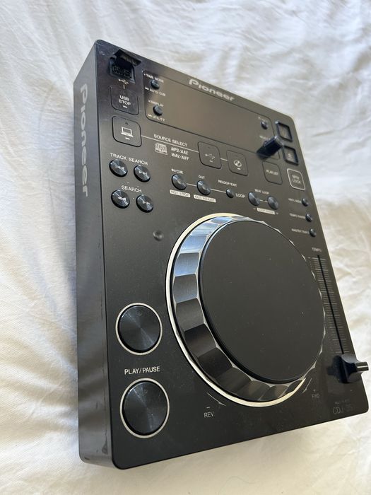 PIONEER - CDJ 350 - uma unidade.