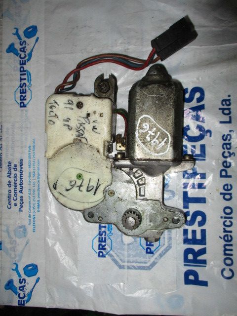 Motor do teto de abrir VOLKSWAGEN Passat (3A2, 35I)