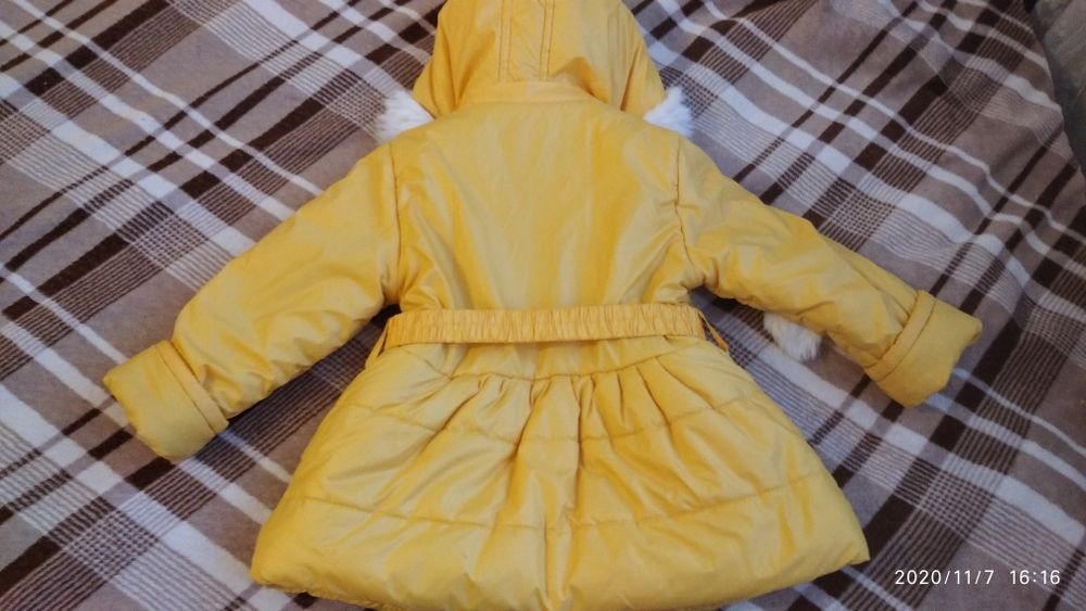 Куртка для дівчинки