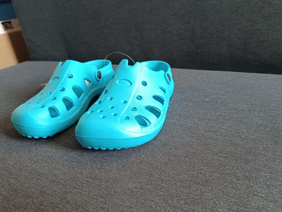 NOWE Klapki ogrodowe, na basen tzw Crocsy dziewczęce roz. 34