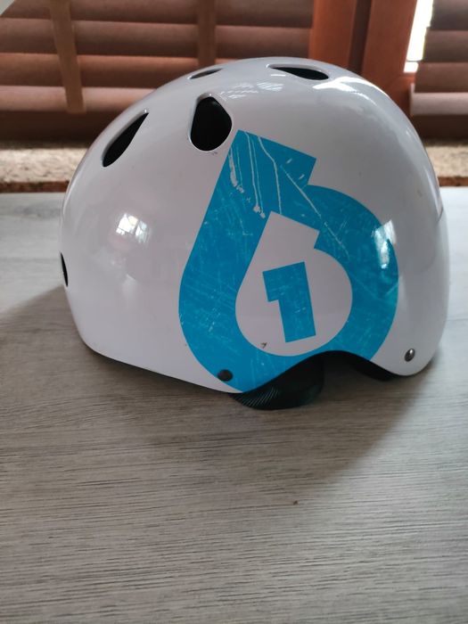 Kask na rower rolki