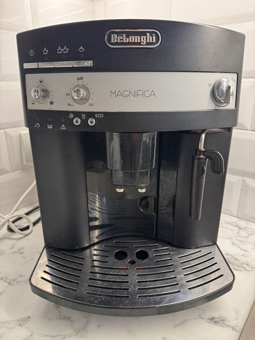 Ekspres do kawy delonghi magnifica s