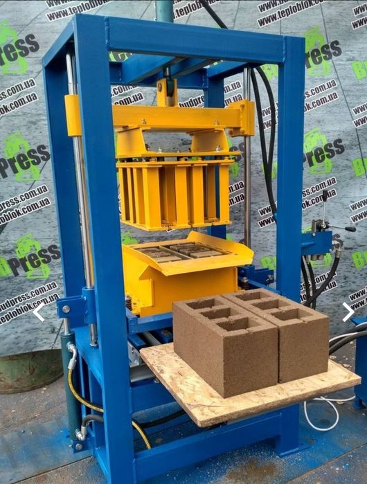 Вібропрес БАРС для виробництва тротуарної плитки, бордюру, блоку ст