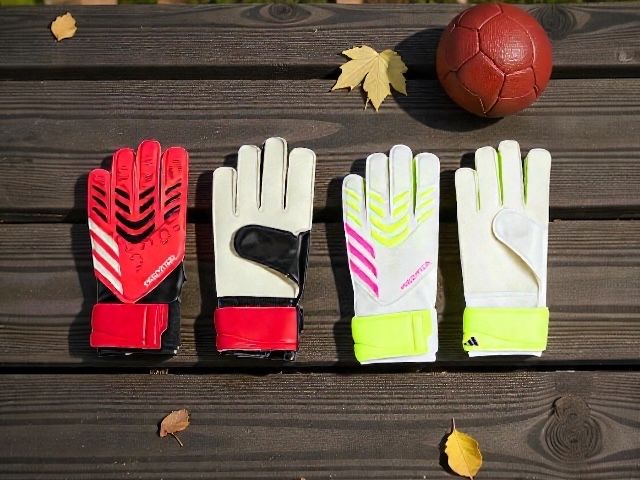 Воротарські рукавички adidas predator розміри 3;7;8;9;10;11