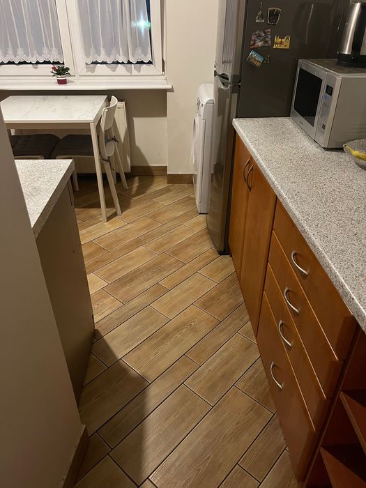 Do wynajęcia przestronna kawalerka 38 m² – ul. Hetmańska, dostępna od października
