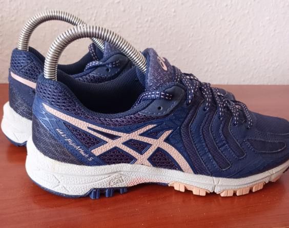 Sportowe buty Asics