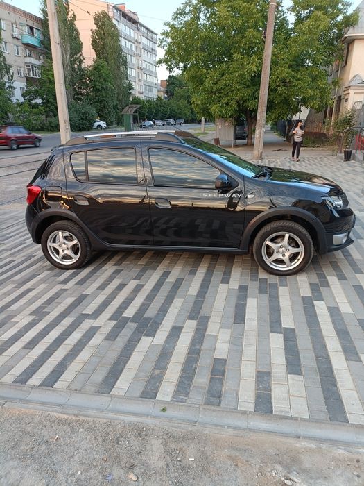 Рено Сандеро Стапвей2