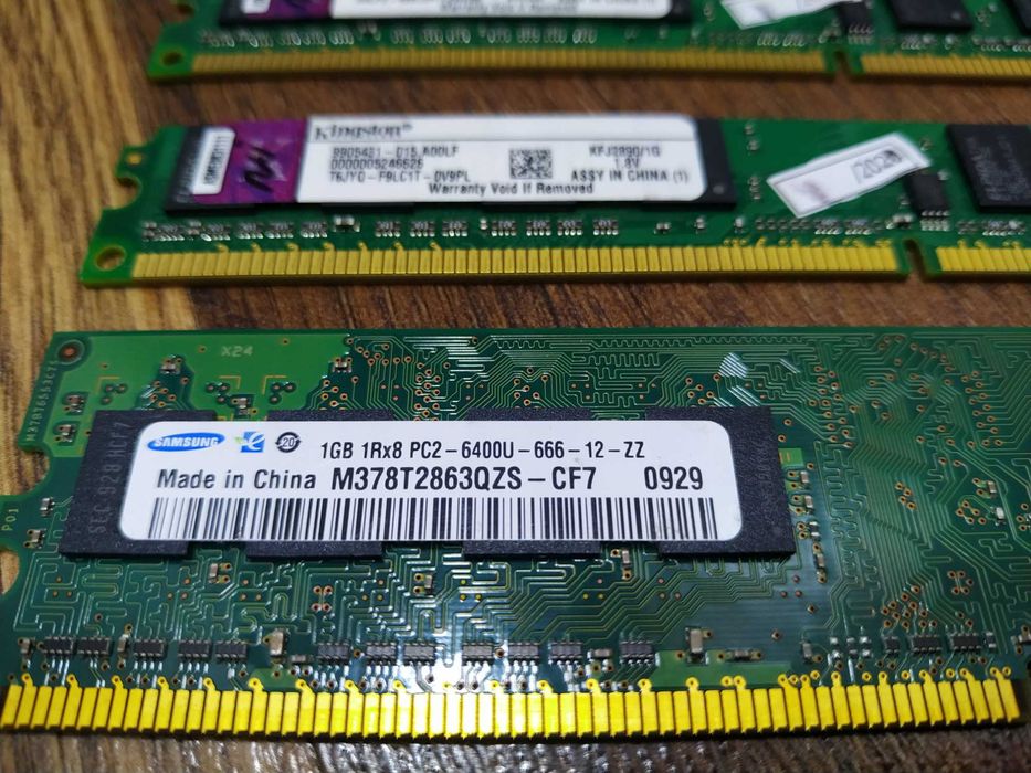 ОЗУ DDR2 3 ГБ, 3 планки по 1 гб (ціна за 3 ГБ)