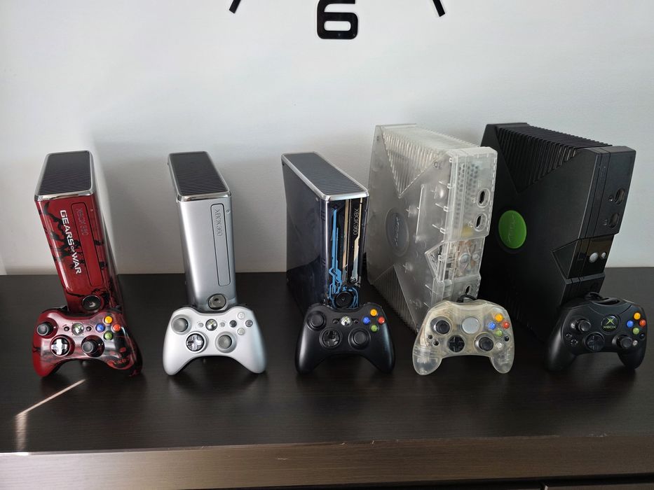 Kolekcja konsola xbox classic i xbox 360 (crystal, halo, gears of war)