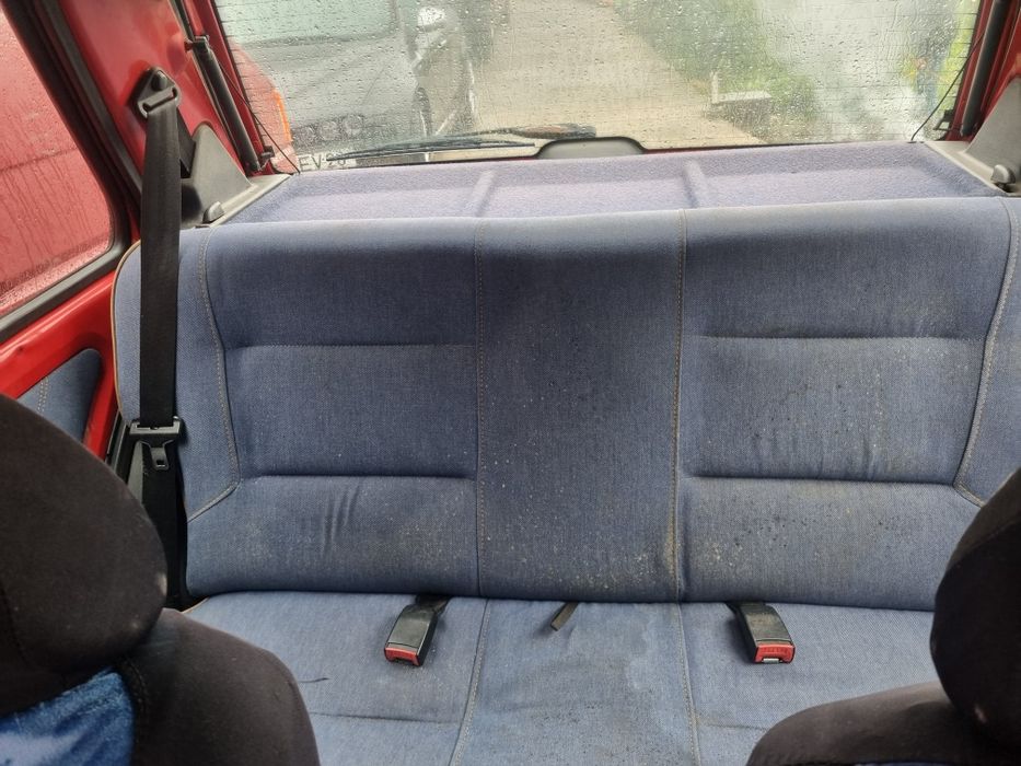 Peugeot 106 com 200mil