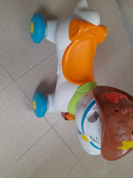 Cavalo da chicco para criança