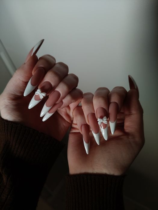 Майстер манікюру