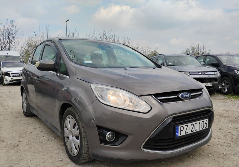 Ford C-MAX 2013r, 1.0 Benzyna. Delikatnie przetarty lewy bok. Jeździ.