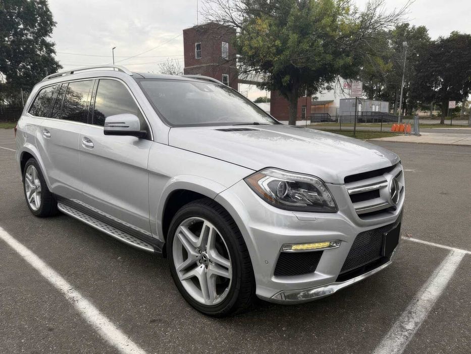 Mercedes-Benz GL-Class GL 550 4MATIC      2016
