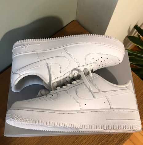 Buty Nike Air Force 1 Low '07 White R. 41