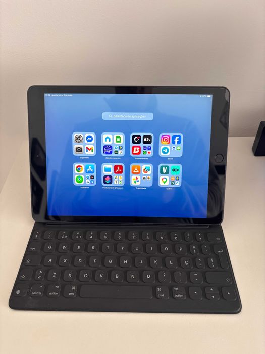 Ipad + Smart Keyboard