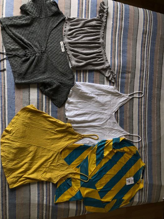 Caixa de roupa variada
