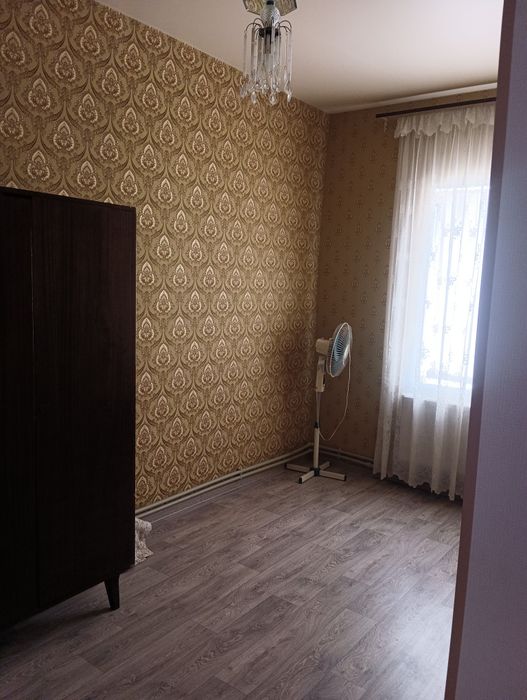 Продам будинок .
