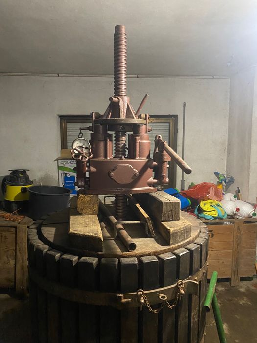 Prensa de pipa e meia.