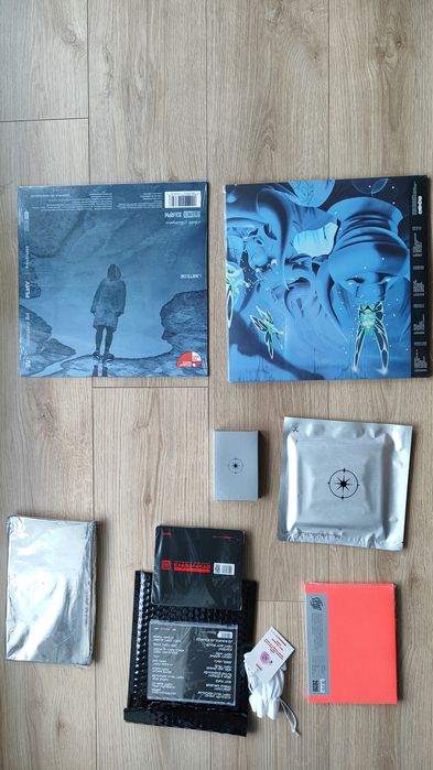 PRO8L3M - Widmo preorder kaseta karta nft