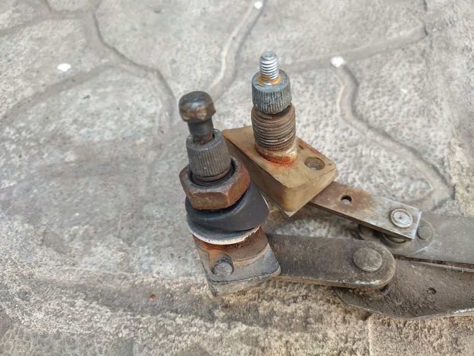 Продам трапецию для дворников с моторчиком на Ваз 2101-2107