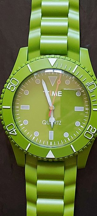 Wall Clock64309935442178122