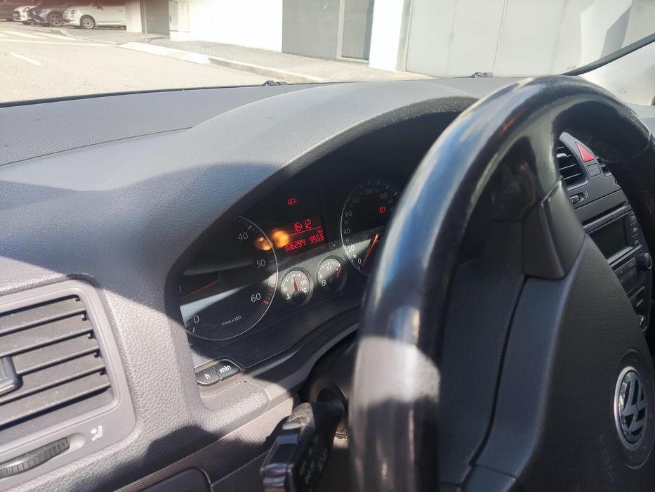 VW Golf V 2.0 TDI 140cv