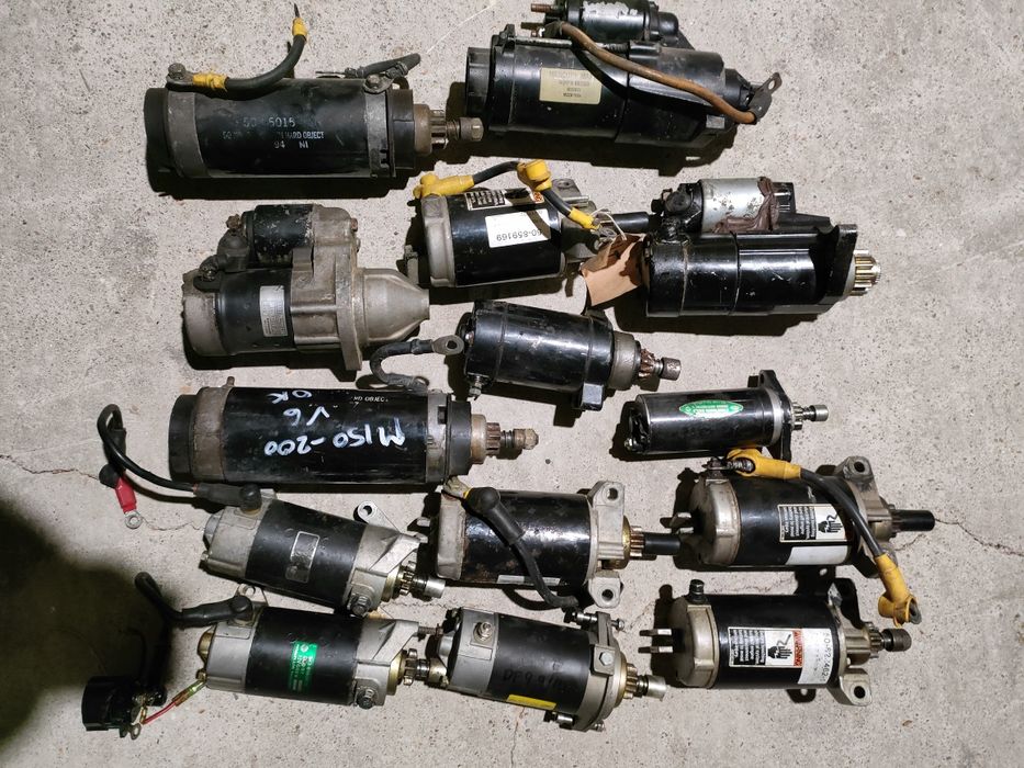 Silnik zaburtowy rozrusznik koło zamachowe